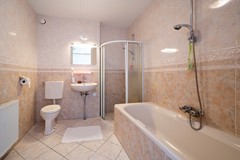 Vwonen Vriezenveenstraat 10 Den Haag Te Koop  (11).JPG